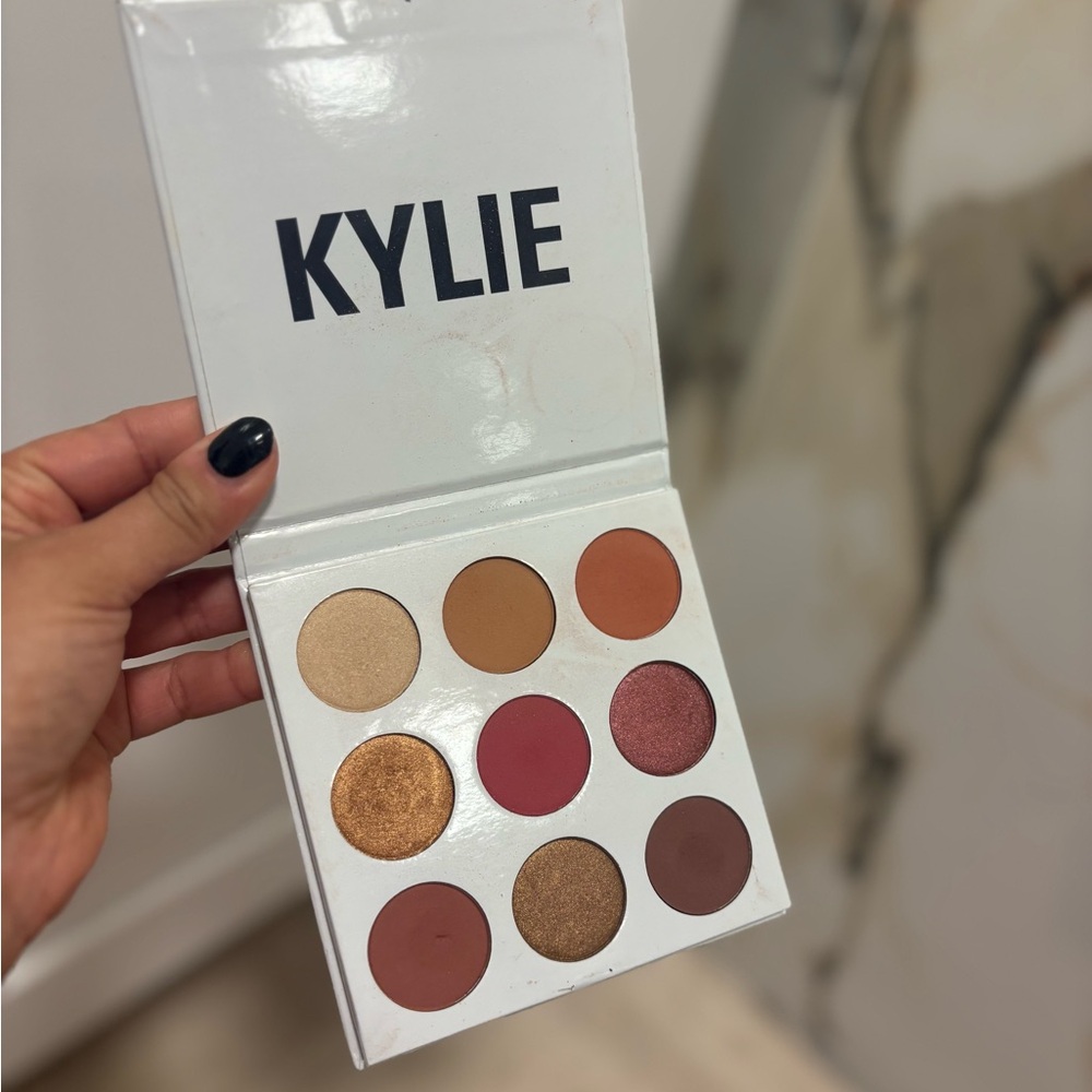 Kylie Cosmetics Eyeshadow Palette - Gold, Brown, and Pink Hues